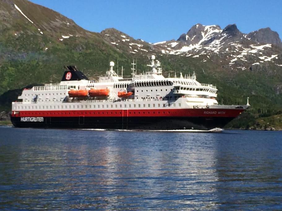 Lofoten And Vesteralen Kveldro Myrland Exterior foto